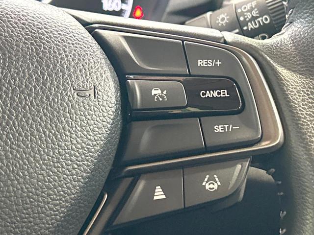 ＷＲ－Ｖ Ｚ＋　禁煙車　純正ＳＤナビ　バックカメラ　レーダークルーズコントロール　ＬＥＤヘッド　パドルシフト　ＥＴＣ　フルセグ　レーンアシスト　クリアランスソナー　電動格納ミラー　スマートキー　Ｂｌｕｅｔｏｏｔｈ（6枚目）