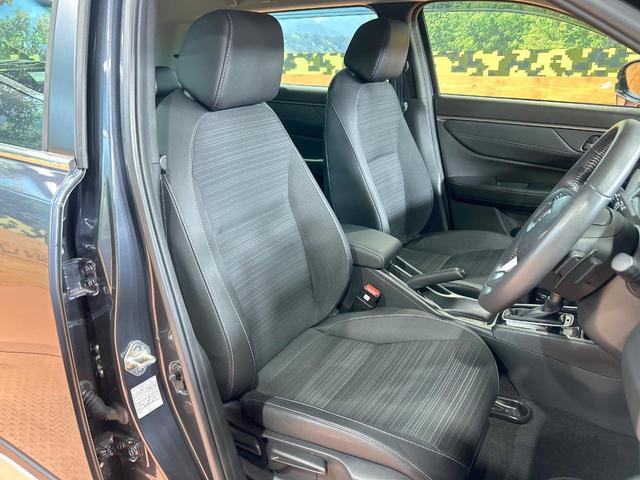 ＷＲ－Ｖ Ｚ＋　禁煙車　純正ＳＤナビ　バックカメラ　レーダークルーズコントロール　ＬＥＤヘッド　パドルシフト　ＥＴＣ　フルセグ　レーンアシスト　クリアランスソナー　電動格納ミラー　スマートキー　Ｂｌｕｅｔｏｏｔｈ（8枚目）