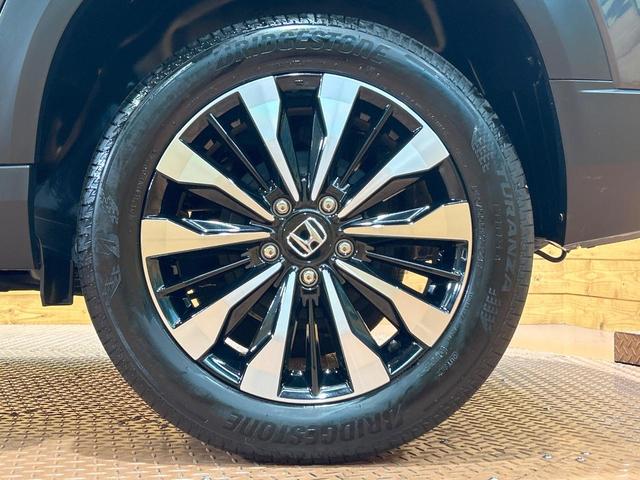 ＷＲ－Ｖ Ｚ＋　禁煙車　純正ＳＤナビ　バックカメラ　レーダークルーズコントロール　ＬＥＤヘッド　パドルシフト　ＥＴＣ　フルセグ　レーンアシスト　クリアランスソナー　電動格納ミラー　スマートキー　Ｂｌｕｅｔｏｏｔｈ（13枚目）