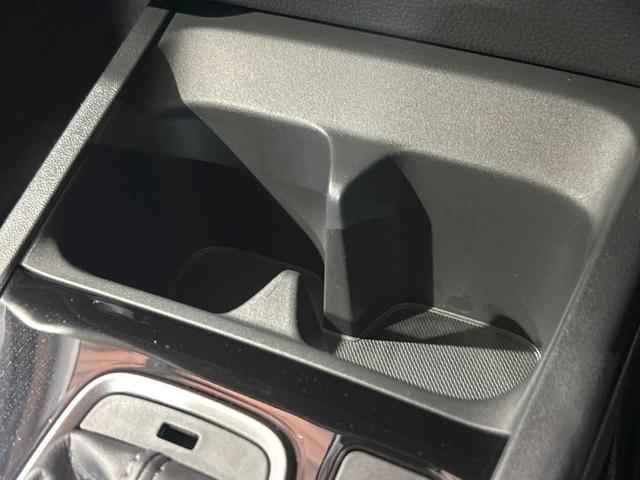 ＷＲ－Ｖ Ｚ＋　禁煙車　純正ＳＤナビ　バックカメラ　レーダークルーズコントロール　ＬＥＤヘッド　パドルシフト　ＥＴＣ　フルセグ　レーンアシスト　クリアランスソナー　電動格納ミラー　スマートキー　Ｂｌｕｅｔｏｏｔｈ（46枚目）