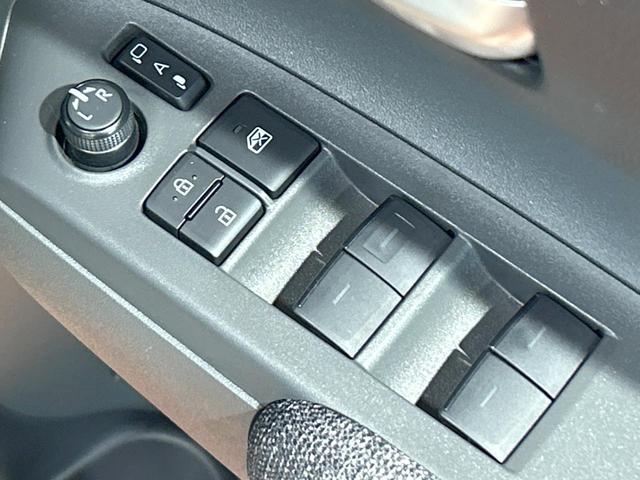 シエンタ ハイブリッドZ 禁煙車 10型ナビ フルセグ 全周囲カメラ ブラインドスポットモニター レーダークルーズ クリアランスソナー 両側電動ドア オートマチックハイビーム LEDライト USB端子 Bluetooth(22枚目)