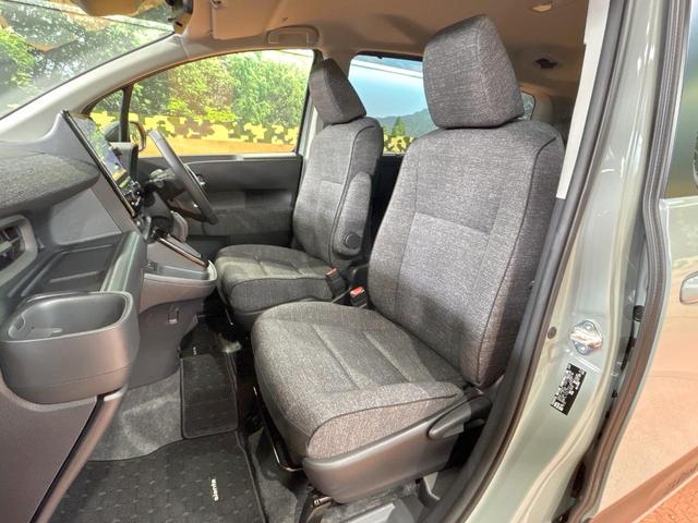 シエンタ ハイブリッドZ 禁煙車 10型ナビ フルセグ 全周囲カメラ ブラインドスポットモニター レーダークルーズ クリアランスソナー 両側電動ドア オートマチックハイビーム LEDライト USB端子 Bluetooth(39枚目)