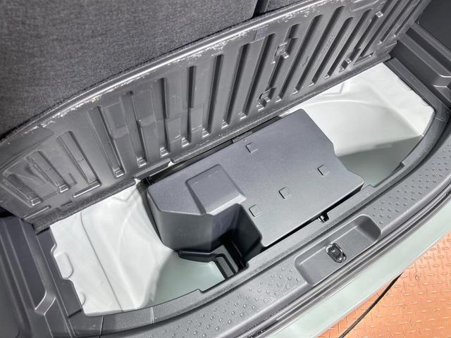 シエンタ ハイブリッドZ 禁煙車 10型ナビ フルセグ 全周囲カメラ ブラインドスポットモニター レーダークルーズ クリアランスソナー 両側電動ドア オートマチックハイビーム LEDライト USB端子 Bluetooth(70枚目)