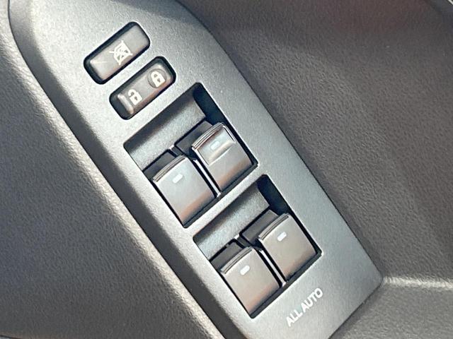 ランドクルーザープラド TX Lパッケージ 70thアニバーサリーリミテッド 禁煙車 サンルーフ 後席モニター 9型ナビ フルセグ バックカメラ レーダークルーズ デジタルインナーミラー シートベンチレーション クリアランスソナー 3列シート LEDライト オートライト(22枚目)