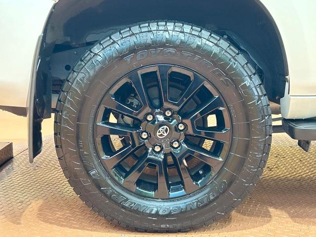 ランドクルーザープラド TX Lパッケージ 70thアニバーサリーリミテッド 禁煙車 サンルーフ 後席モニター 9型ナビ フルセグ バックカメラ レーダークルーズ デジタルインナーミラー シートベンチレーション クリアランスソナー 3列シート LEDライト オートライト(53枚目)
