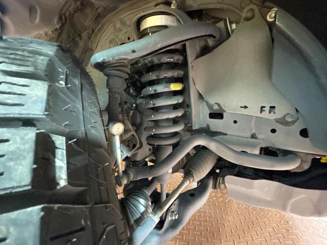 ランドクルーザープラド TX Lパッケージ 70thアニバーサリーリミテッド 禁煙車 サンルーフ 後席モニター 9型ナビ フルセグ バックカメラ レーダークルーズ デジタルインナーミラー シートベンチレーション クリアランスソナー 3列シート LEDライト オートライト(54枚目)