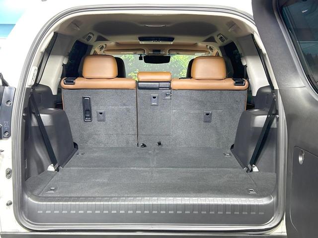 ランドクルーザープラド TX Lパッケージ 70thアニバーサリーリミテッド 禁煙車 サンルーフ 後席モニター 9型ナビ フルセグ バックカメラ レーダークルーズ デジタルインナーミラー シートベンチレーション クリアランスソナー 3列シート LEDライト オートライト(80枚目)