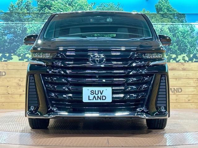 ヴェルファイアハイブリッド Ｚ　プレミア　禁煙車　ガラスルーフ　後席モニター　１４型ナビ　全周囲カメラ　ブラインドスポットモニター　トヨタチームメイト　ヘッドアップディスプレイ　レーダークルーズ　デジタルインナーミラー　両側電動ドア　ＥＴＣ（16枚目）