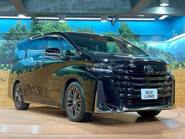 ヴェルファイアハイブリッド Ｚ　プレミア　禁煙車　ガラスルーフ　後席モニター　１４型ナビ　全周囲カメラ　ブラインドスポットモニター　トヨタチームメイト　ヘッドアップディスプレイ　レーダークルーズ　デジタルインナーミラー　両側電動ドア　ＥＴＣ（18枚目）