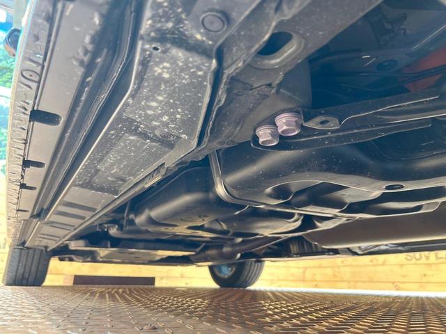 ヴェルファイアハイブリッド Ｚ　プレミア　禁煙車　ガラスルーフ　後席モニター　１４型ナビ　全周囲カメラ　ブラインドスポットモニター　トヨタチームメイト　ヘッドアップディスプレイ　レーダークルーズ　デジタルインナーミラー　両側電動ドア　ＥＴＣ（21枚目）