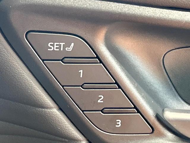 ヴェルファイアハイブリッド Ｚ　プレミア　禁煙車　ガラスルーフ　後席モニター　１４型ナビ　全周囲カメラ　ブラインドスポットモニター　トヨタチームメイト　ヘッドアップディスプレイ　レーダークルーズ　デジタルインナーミラー　両側電動ドア　ＥＴＣ（24枚目）