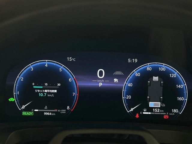 ヴェルファイアハイブリッド Ｚ　プレミア　禁煙車　ガラスルーフ　後席モニター　１４型ナビ　全周囲カメラ　ブラインドスポットモニター　トヨタチームメイト　ヘッドアップディスプレイ　レーダークルーズ　デジタルインナーミラー　両側電動ドア　ＥＴＣ（27枚目）