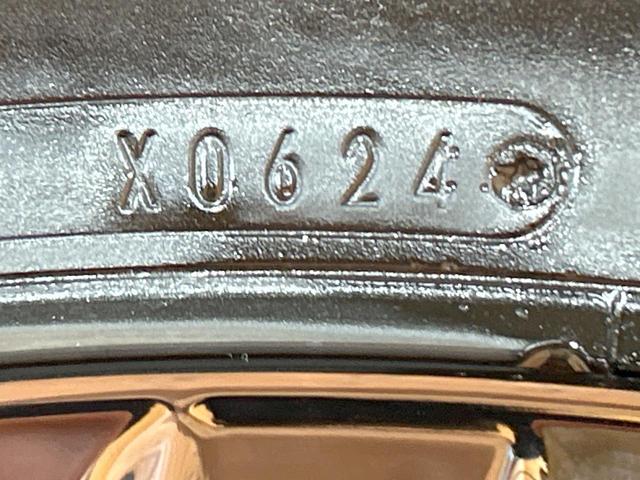 ヴェルファイアハイブリッド Ｚ　プレミア　禁煙車　ガラスルーフ　後席モニター　１４型ナビ　全周囲カメラ　ブラインドスポットモニター　トヨタチームメイト　ヘッドアップディスプレイ　レーダークルーズ　デジタルインナーミラー　両側電動ドア　ＥＴＣ（54枚目）