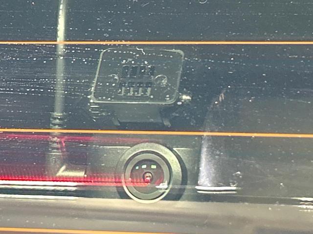 ヴェルファイアハイブリッド Ｚ　プレミア　禁煙車　ガラスルーフ　後席モニター　１４型ナビ　全周囲カメラ　ブラインドスポットモニター　トヨタチームメイト　ヘッドアップディスプレイ　レーダークルーズ　デジタルインナーミラー　両側電動ドア　ＥＴＣ（68枚目）