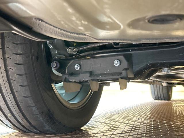 ヴェルファイアハイブリッド Ｚ　プレミア　禁煙車　ガラスルーフ　後席モニター　１４型ナビ　全周囲カメラ　ブラインドスポットモニター　トヨタチームメイト　ヘッドアップディスプレイ　レーダークルーズ　デジタルインナーミラー　両側電動ドア　ＥＴＣ（70枚目）