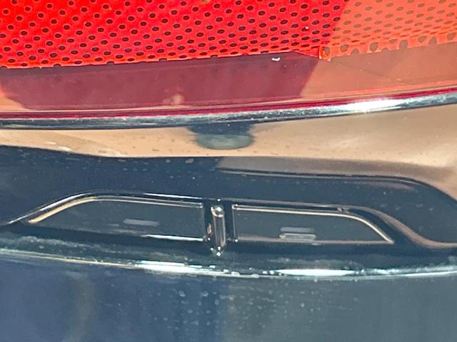 ヴェルファイアハイブリッド Ｚ　プレミア　禁煙車　ガラスルーフ　後席モニター　１４型ナビ　全周囲カメラ　ブラインドスポットモニター　トヨタチームメイト　ヘッドアップディスプレイ　レーダークルーズ　デジタルインナーミラー　両側電動ドア　ＥＴＣ（72枚目）