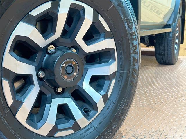 ランドクルーザー７０ ＡＸ　禁煙車　ＳＤナビ　フルセグ　バックカメラ　クルーズコントロール　オートマチックハイビーム　ＬＥＤライト　リヤデフロック　ＵＳＢ端子　純正アルミ１６インチ　ハーフレザー　ＥＴＣ　キーレスエントリー（13枚目）