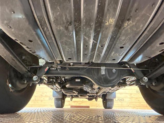 ランドクルーザー７０ ＡＸ　禁煙車　ＳＤナビ　フルセグ　バックカメラ　クルーズコントロール　オートマチックハイビーム　ＬＥＤライト　リヤデフロック　ＵＳＢ端子　純正アルミ１６インチ　ハーフレザー　ＥＴＣ　キーレスエントリー（19枚目）