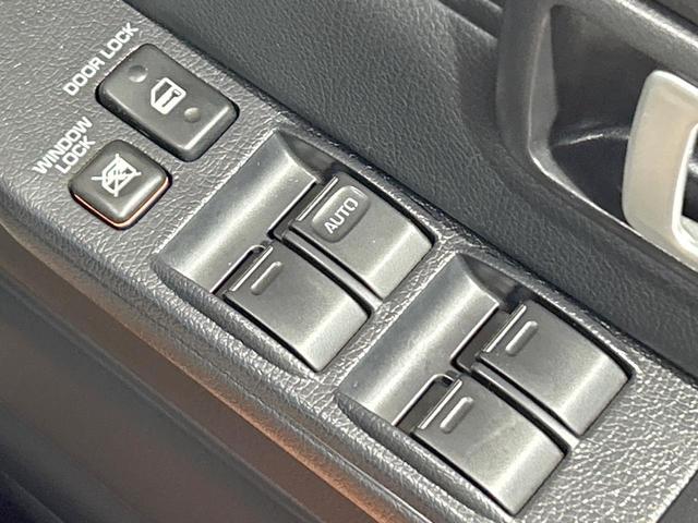 ランドクルーザー７０ ＡＸ　禁煙車　ＳＤナビ　フルセグ　バックカメラ　クルーズコントロール　オートマチックハイビーム　ＬＥＤライト　リヤデフロック　ＵＳＢ端子　純正アルミ１６インチ　ハーフレザー　ＥＴＣ　キーレスエントリー（20枚目）