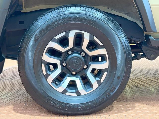 ランドクルーザー７０ ＡＸ　禁煙車　ＳＤナビ　フルセグ　バックカメラ　クルーズコントロール　オートマチックハイビーム　ＬＥＤライト　リヤデフロック　ＵＳＢ端子　純正アルミ１６インチ　ハーフレザー　ＥＴＣ　キーレスエントリー（44枚目）