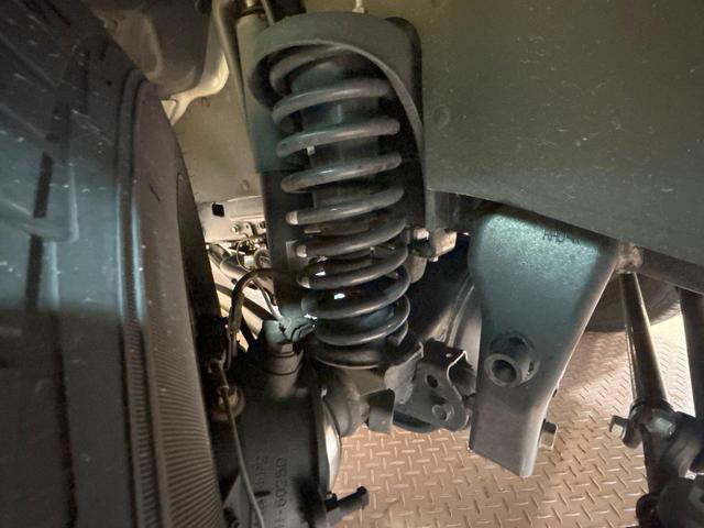 ランドクルーザー７０ ＡＸ　禁煙車　ＳＤナビ　フルセグ　バックカメラ　クルーズコントロール　オートマチックハイビーム　ＬＥＤライト　リヤデフロック　ＵＳＢ端子　純正アルミ１６インチ　ハーフレザー　ＥＴＣ　キーレスエントリー（45枚目）