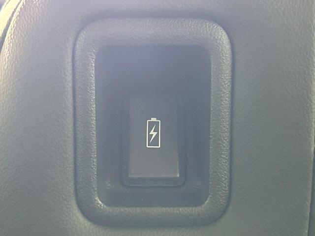 フリード ｅ：ＨＥＶクロスター　登録済未使用車　両側電動ドア　ルーフレール　ブラインドスポットモニター　レーダークルーズコントロール　シートヒーター　ホンダセンシング　ハーフレザーシート　純正１５インチＡＷ　ウォークスルー（40枚目）