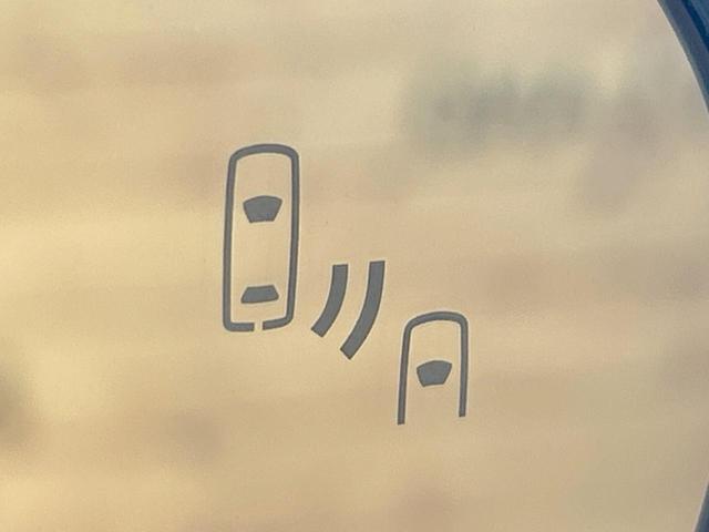 シエンタ ハイブリッドZ 禁煙車 後席モニター 全周囲カメラ 両側電動ドア 10型ナビ ブラインドスポットモニター 純正15インチオプションAW LEDヘッドライト クリアランスソナー レーダークルーズ トヨタセーフティセンス(6枚目)