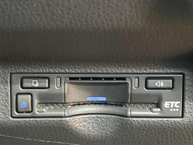 シエンタ ハイブリッドZ 禁煙車 後席モニター 全周囲カメラ 両側電動ドア 10型ナビ ブラインドスポットモニター 純正15インチオプションAW LEDヘッドライト クリアランスソナー レーダークルーズ トヨタセーフティセンス(25枚目)