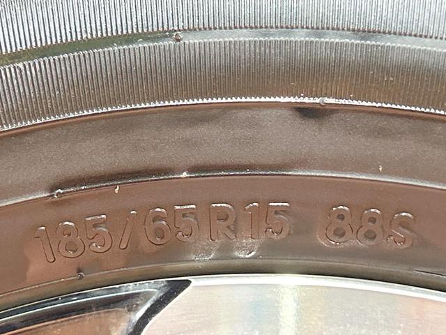 シエンタ ハイブリッドZ 禁煙車 後席モニター 全周囲カメラ 両側電動ドア 10型ナビ ブラインドスポットモニター 純正15インチオプションAW LEDヘッドライト クリアランスソナー レーダークルーズ トヨタセーフティセンス(49枚目)