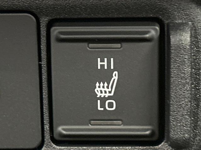 シエンタ ハイブリッドＺ　登録済未使用車　年次改モデル　全周囲カメラ　１０型ナビ　コンフォートパッケージ　天井サーキュレーター　両側電動ドア　ブラインドスポットモニター　純正オプション１５インチＡＷ（7枚目）