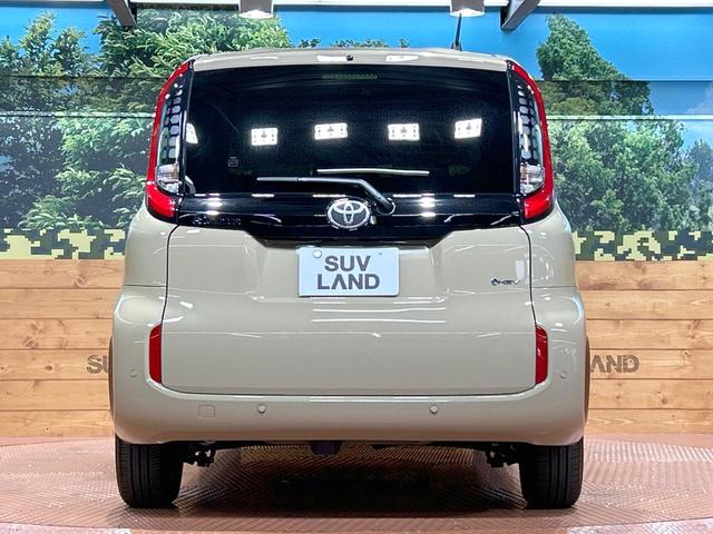 シエンタ ハイブリッドＺ　登録済未使用車　年次改モデル　全周囲カメラ　１０型ナビ　コンフォートパッケージ　天井サーキュレーター　両側電動ドア　ブラインドスポットモニター　純正オプション１５インチＡＷ（16枚目）