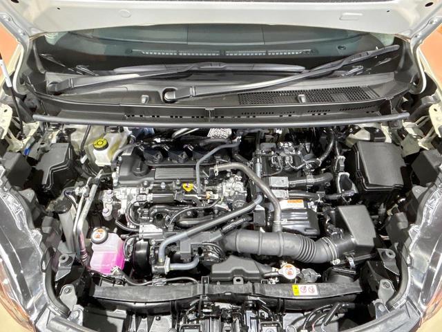 シエンタ ハイブリッドＺ　登録済未使用車　年次改モデル　全周囲カメラ　１０型ナビ　コンフォートパッケージ　天井サーキュレーター　両側電動ドア　ブラインドスポットモニター　純正オプション１５インチＡＷ（19枚目）