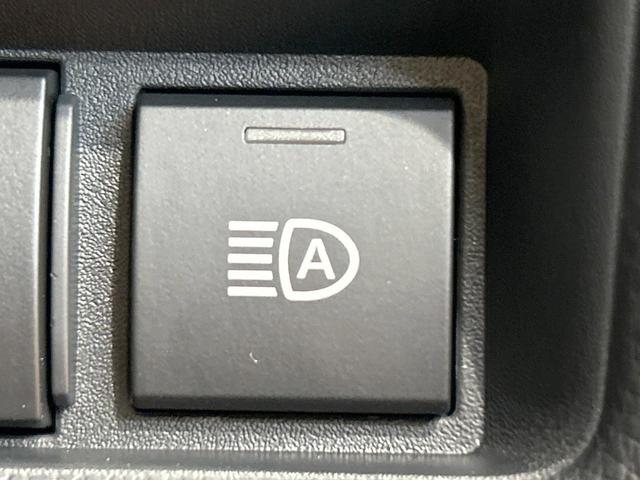 シエンタ ハイブリッドＺ　登録済未使用車　年次改モデル　全周囲カメラ　１０型ナビ　コンフォートパッケージ　天井サーキュレーター　両側電動ドア　ブラインドスポットモニター　純正オプション１５インチＡＷ（23枚目）