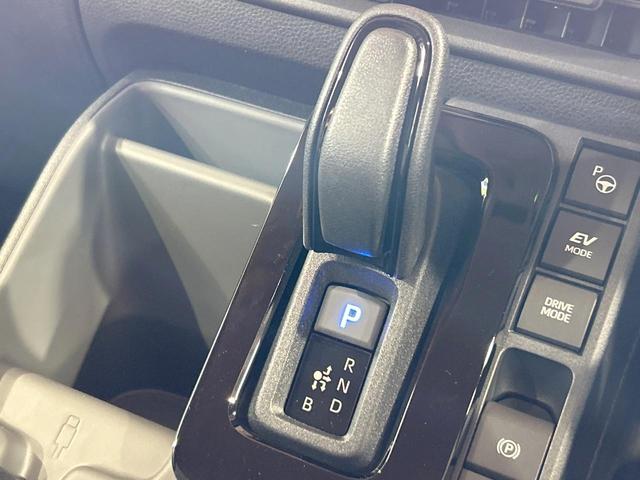 シエンタ ハイブリッドＺ　登録済未使用車　年次改モデル　全周囲カメラ　１０型ナビ　コンフォートパッケージ　天井サーキュレーター　両側電動ドア　ブラインドスポットモニター　純正オプション１５インチＡＷ（34枚目）