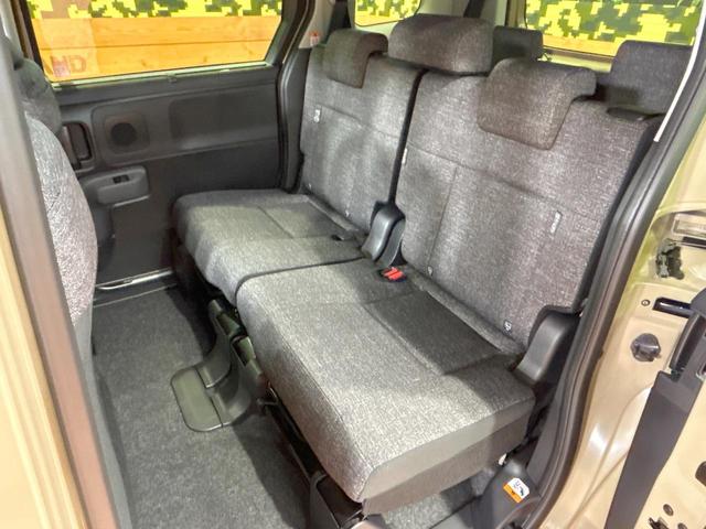 シエンタ ハイブリッドＺ　登録済未使用車　年次改モデル　全周囲カメラ　１０型ナビ　コンフォートパッケージ　天井サーキュレーター　両側電動ドア　ブラインドスポットモニター　純正オプション１５インチＡＷ（46枚目）