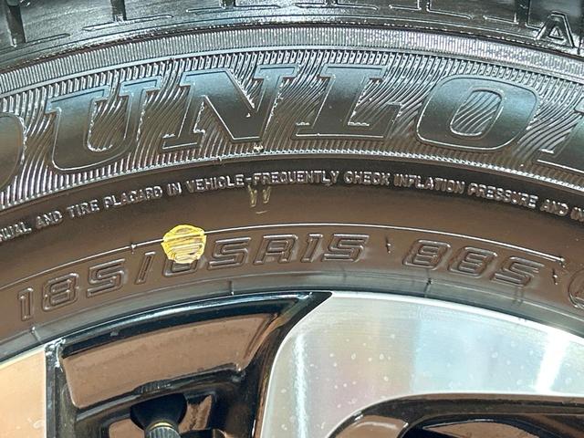 シエンタ ハイブリッドＺ　登録済未使用車　年次改モデル　全周囲カメラ　１０型ナビ　コンフォートパッケージ　天井サーキュレーター　両側電動ドア　ブラインドスポットモニター　純正オプション１５インチＡＷ（54枚目）