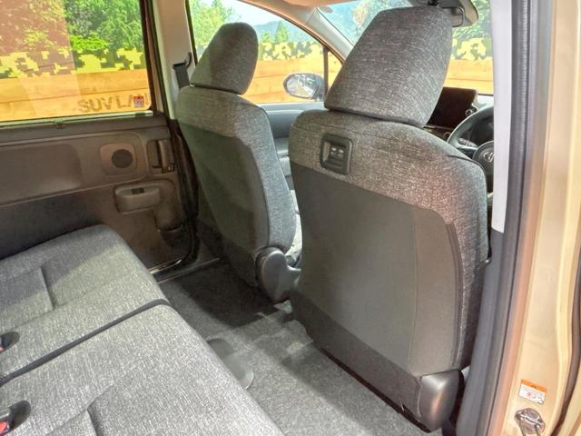 シエンタ ハイブリッドＺ　登録済未使用車　年次改モデル　全周囲カメラ　１０型ナビ　コンフォートパッケージ　天井サーキュレーター　両側電動ドア　ブラインドスポットモニター　純正オプション１５インチＡＷ（72枚目）