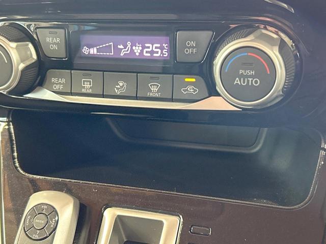 セレナ ハイウェイスターG 禁煙車 セーフティパックA 後席モニター 全周囲カメラ 両側電動ドア 純正ナビ クルーズコントロール クリアランスソナー オートエアコン LEDヘッドライト オートライト ETC アイドリングストップ(32枚目)