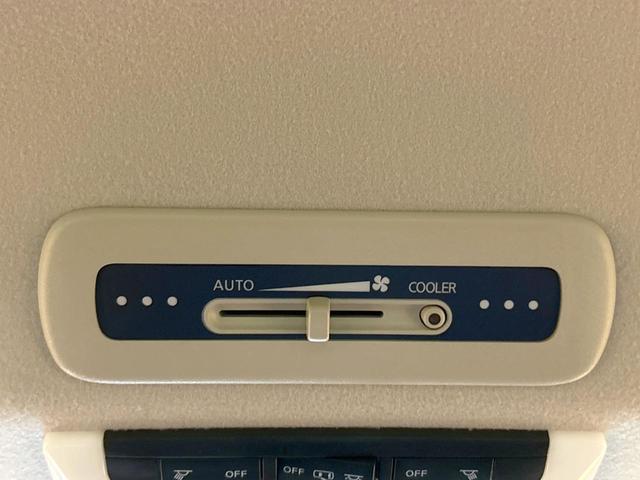 セレナ ハイウェイスターG 禁煙車 セーフティパックA 後席モニター 全周囲カメラ 両側電動ドア 純正ナビ クルーズコントロール クリアランスソナー オートエアコン LEDヘッドライト オートライト ETC アイドリングストップ(41枚目)