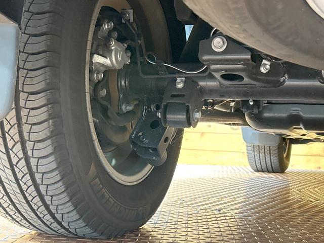 ランドクルーザープラド ＴＸ　Ｌパッケージ　マットブラックエディション　禁煙車　サンルーフ　メーカーナビ　全周囲カメラ　ベージュ革シート　ブラインドスポットモニター　スーパーライブサウンド　ルーフレール　トヨタセーフティセンス　クリアランスソナー　レーダークルーズ　ＥＴＣ（21枚目）