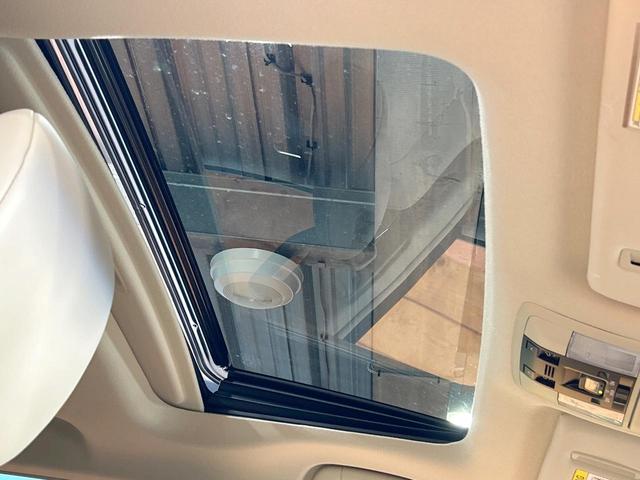 ランドクルーザープラド ＴＸ　Ｌパッケージ　マットブラックエディション　禁煙車　サンルーフ　メーカーナビ　全周囲カメラ　ベージュ革シート　ブラインドスポットモニター　スーパーライブサウンド　ルーフレール　トヨタセーフティセンス　クリアランスソナー　レーダークルーズ　ＥＴＣ（27枚目）