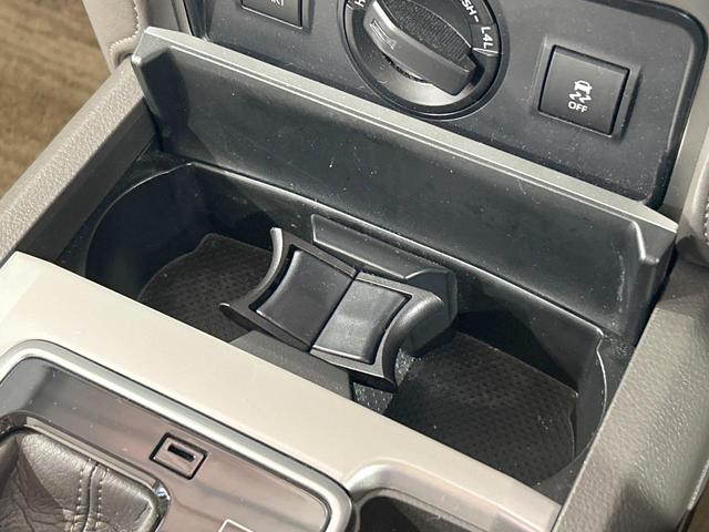ランドクルーザープラド ＴＸ　Ｌパッケージ　マットブラックエディション　禁煙車　サンルーフ　メーカーナビ　全周囲カメラ　ベージュ革シート　ブラインドスポットモニター　スーパーライブサウンド　ルーフレール　トヨタセーフティセンス　クリアランスソナー　レーダークルーズ　ＥＴＣ（39枚目）