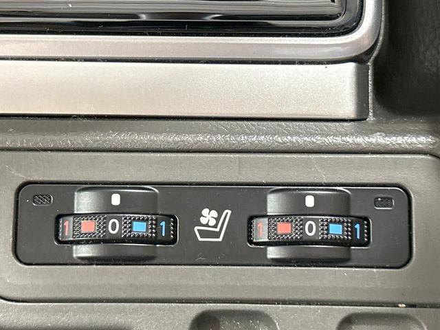 ランドクルーザープラド ＴＸ　Ｌパッケージ　マットブラックエディション　禁煙車　サンルーフ　メーカーナビ　全周囲カメラ　ベージュ革シート　ブラインドスポットモニター　スーパーライブサウンド　ルーフレール　トヨタセーフティセンス　クリアランスソナー　レーダークルーズ　ＥＴＣ（41枚目）