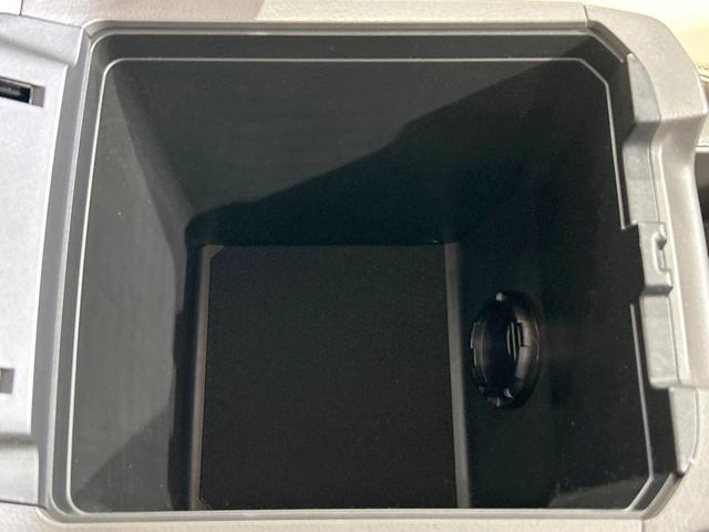 ランドクルーザープラド ＴＸ　Ｌパッケージ　マットブラックエディション　禁煙車　サンルーフ　メーカーナビ　全周囲カメラ　ベージュ革シート　ブラインドスポットモニター　スーパーライブサウンド　ルーフレール　トヨタセーフティセンス　クリアランスソナー　レーダークルーズ　ＥＴＣ（42枚目）