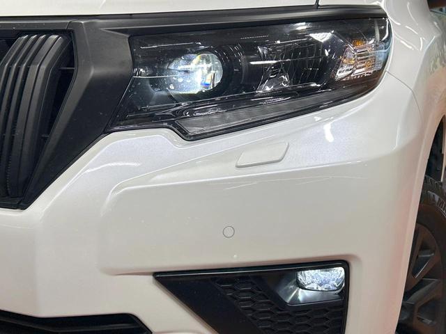 ランドクルーザープラド TX Lパッケージ マットブラックエディション 禁煙 サンルーフ メーカーナビ 全周囲カメラ 寒冷地仕様 ブラインドスポットモニター フルセグ ベージュ革 オートハイビーム シートベンチレーション パワーシート ルーフレール スーパーライブサウンド(14枚目)