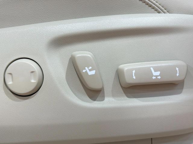 ランドクルーザープラド TX Lパッケージ マットブラックエディション 禁煙 サンルーフ メーカーナビ 全周囲カメラ 寒冷地仕様 ブラインドスポットモニター フルセグ ベージュ革 オートハイビーム シートベンチレーション パワーシート ルーフレール スーパーライブサウンド(42枚目)