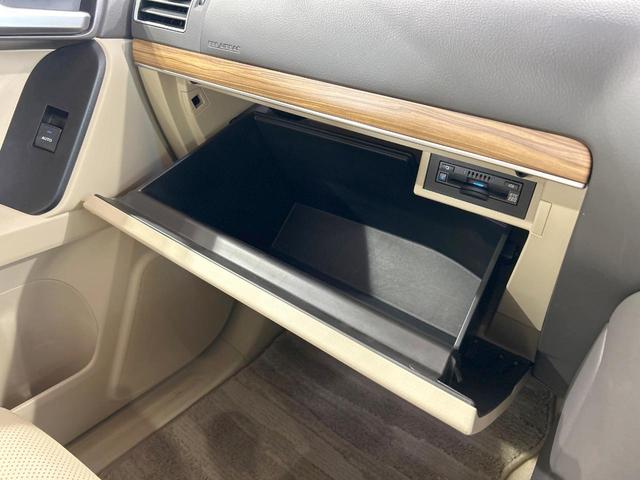 ランドクルーザープラド TX Lパッケージ マットブラックエディション 禁煙 サンルーフ メーカーナビ 全周囲カメラ 寒冷地仕様 ブラインドスポットモニター フルセグ ベージュ革 オートハイビーム シートベンチレーション パワーシート ルーフレール スーパーライブサウンド(59枚目)