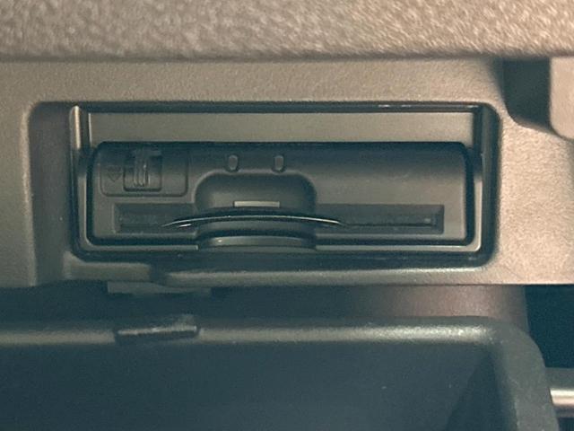 セレナ ハイウェイスターG 禁煙 セーフティーパックB プレミアムインテリア 後席モニター 純正9型ナビ 全周囲カメラ プロパイロット インテリジェントルームミラー 両側電動ドア アイドリングストップ コーナーセンサー ETC(49枚目)