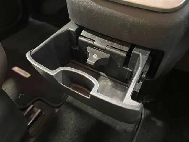 セレナ ハイウェイスターG 禁煙 セーフティーパックB プレミアムインテリア 後席モニター 純正9型ナビ 全周囲カメラ プロパイロット インテリジェントルームミラー 両側電動ドア アイドリングストップ コーナーセンサー ETC(62枚目)