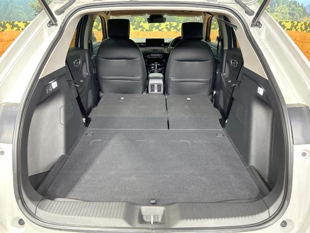 ヴェゼル ｅ：ＨＥＶ　Ｚ　禁煙　Ｈｏｎｄａ　ＣＯＮＮＥＣＴディスプレー　ＥＴＣ２．０　ワイヤレス充電器　電動リアゲート　ブラインドスポットモニター　シートヒーター　レーダークルーズ　コーナーセンサー　パドルシフト　ＬＥＤヘッド（10枚目）